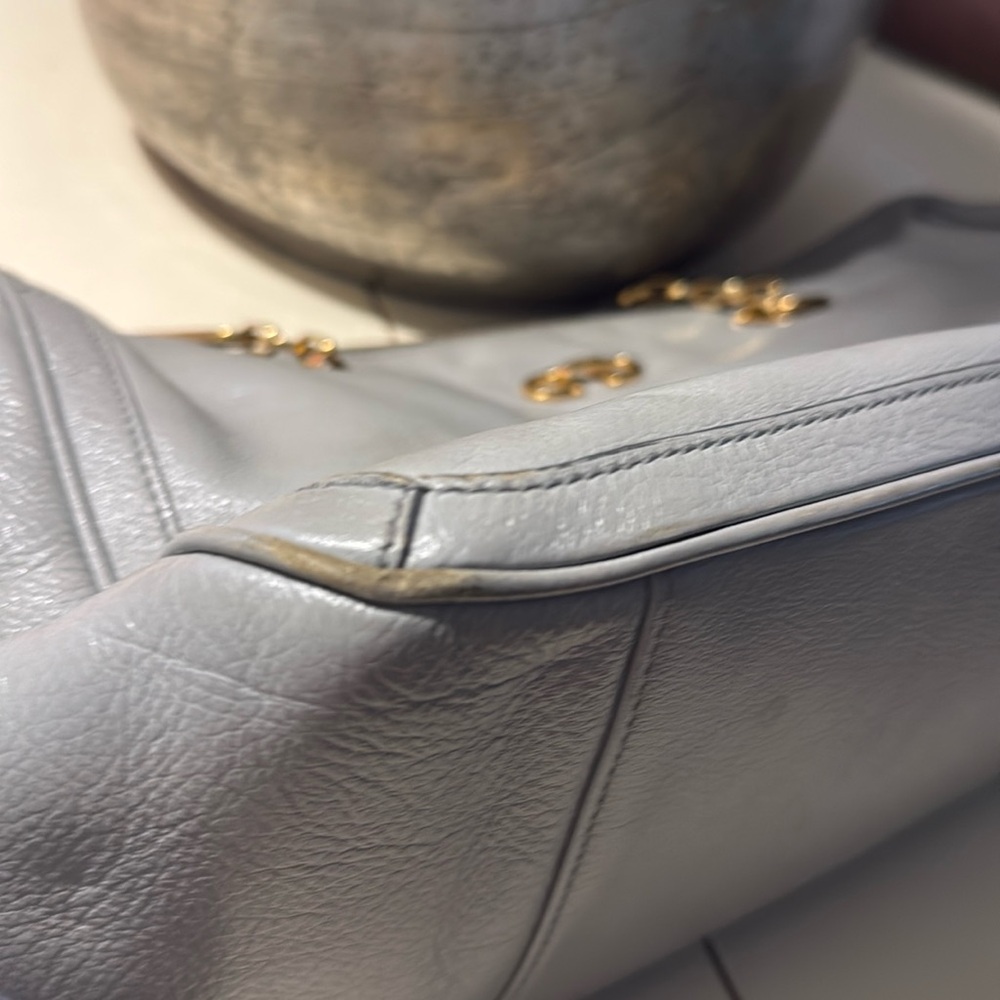 Salvatore Ferragamo women leath gray purse has rubbed spot as shown 16/9 inches - Picture 4 of 7